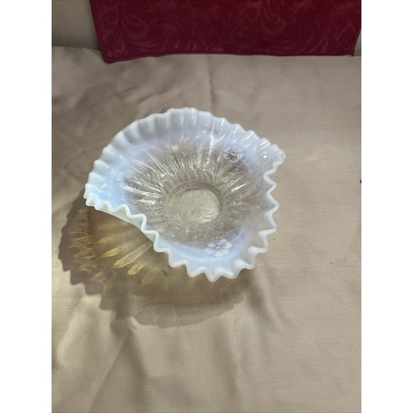 BEAUTIFUL! OPALESCENT BOWL WAVY WITH RUFFLED‎ EDGE 7 X 2.5 (832) - Picture 2 of 12